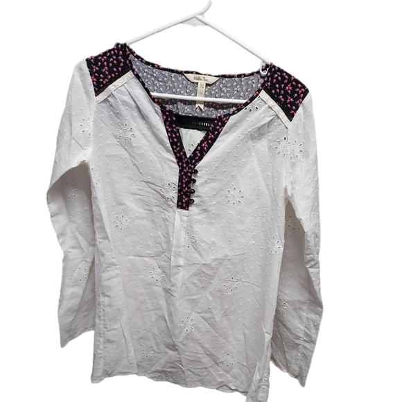 Matilda Jane Tops - Matilda Jane long Sleeve white eyelet top roses on top xs